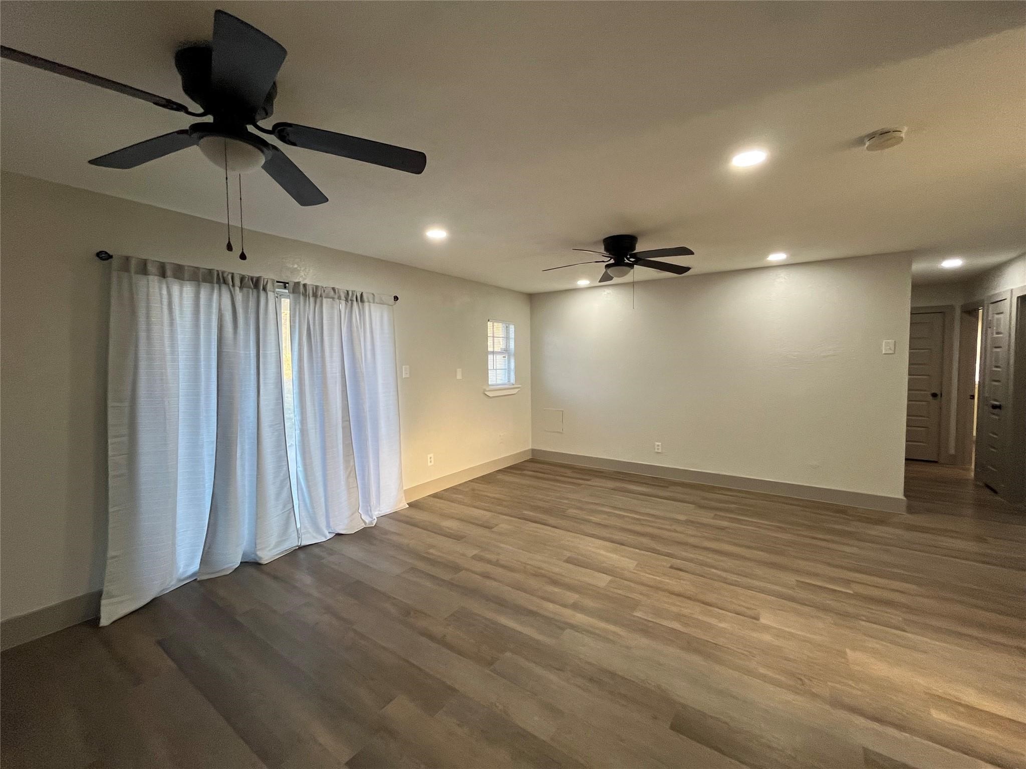 3982 Granite Hill Drive Dallas TX 75241