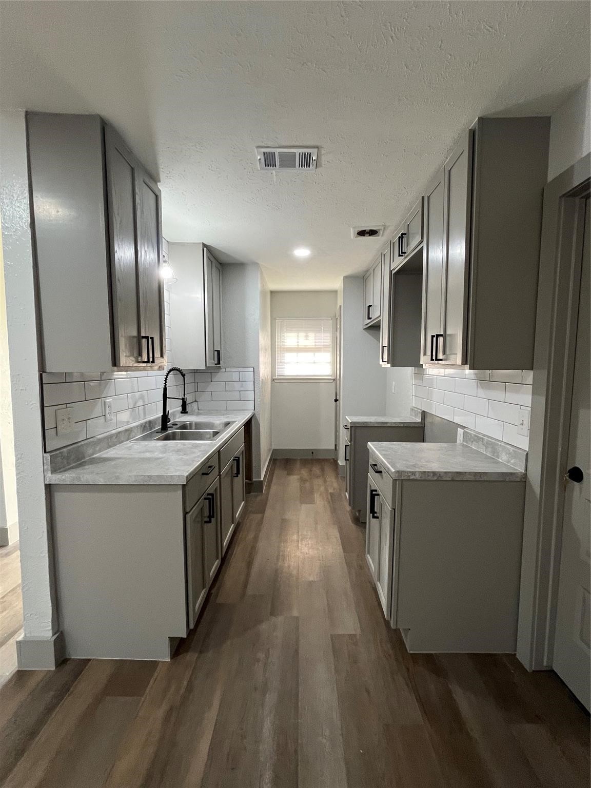 3982 Granite Hill Drive Dallas TX 75241