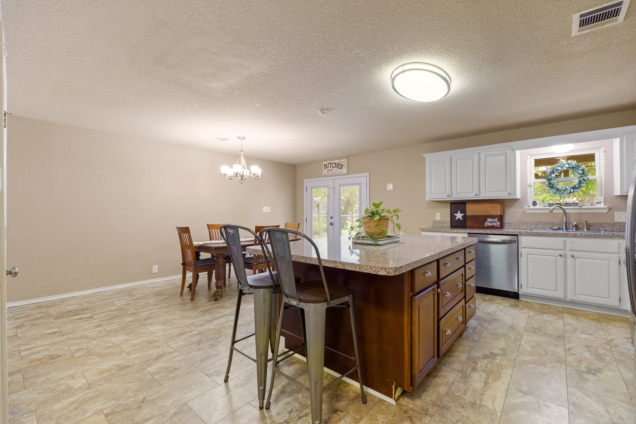 1206 Bales Street Cleburne TX 76033
