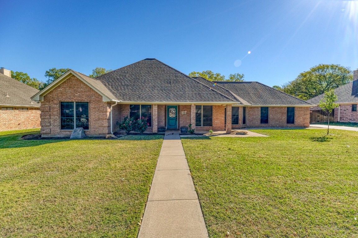 1709 Roberts Bend Weatherford TX 76086
