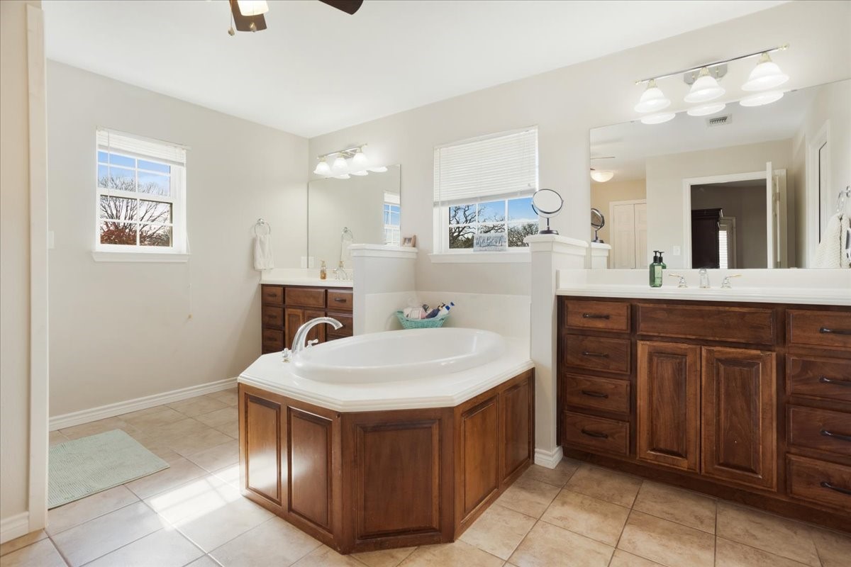 1628 County Road 2605 Bonham TX 75418