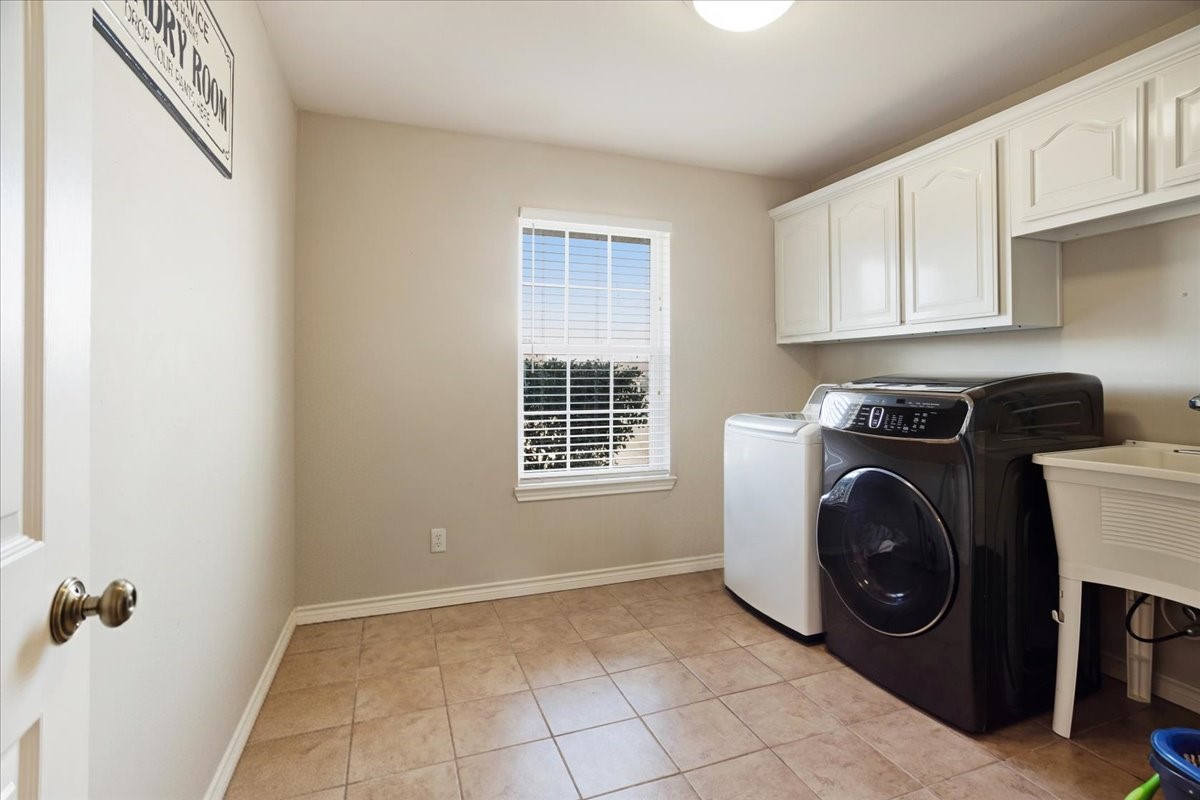 1628 County Road 2605 Bonham TX 75418