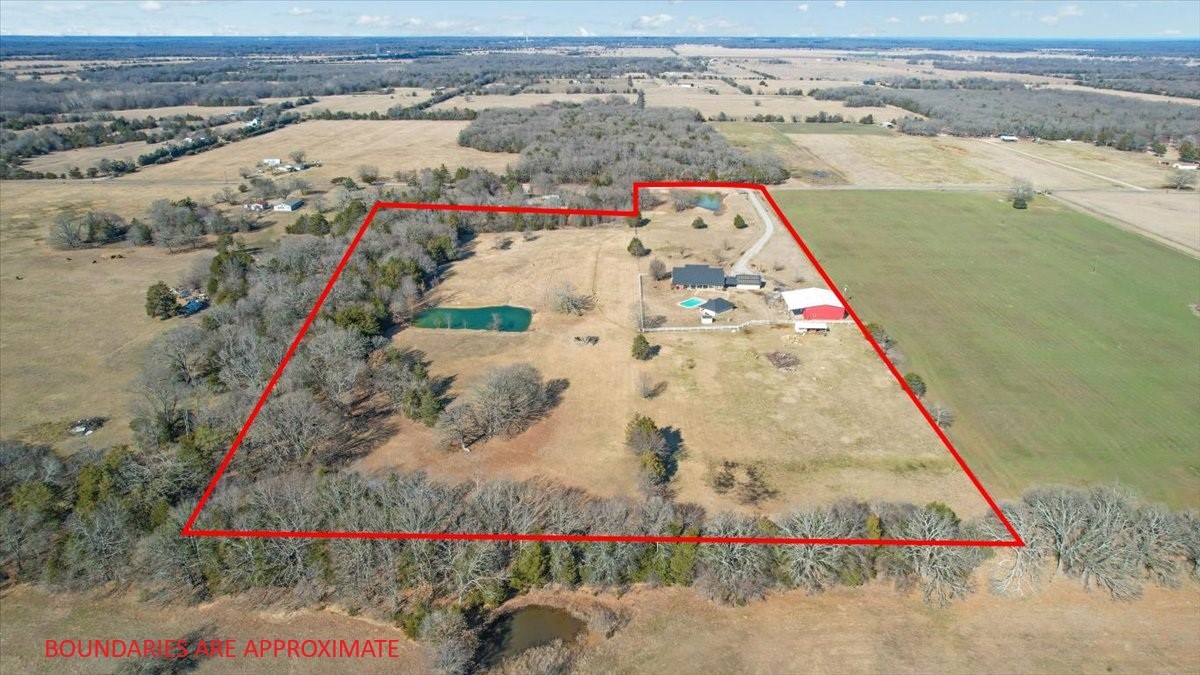 1628 County Road 2605 Bonham TX 75418