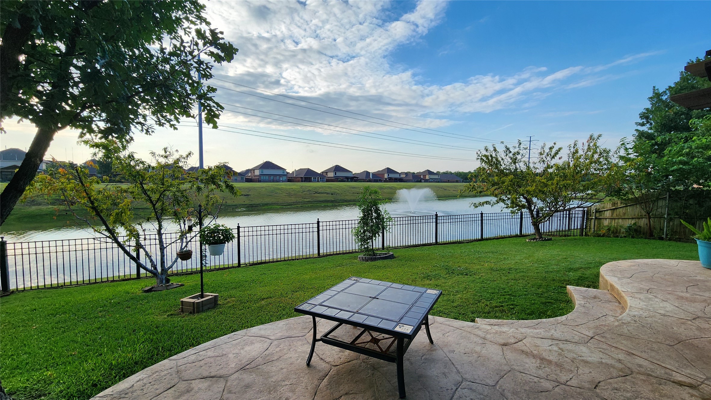 3111 Guadaloupe Grand Prairie TX 75054