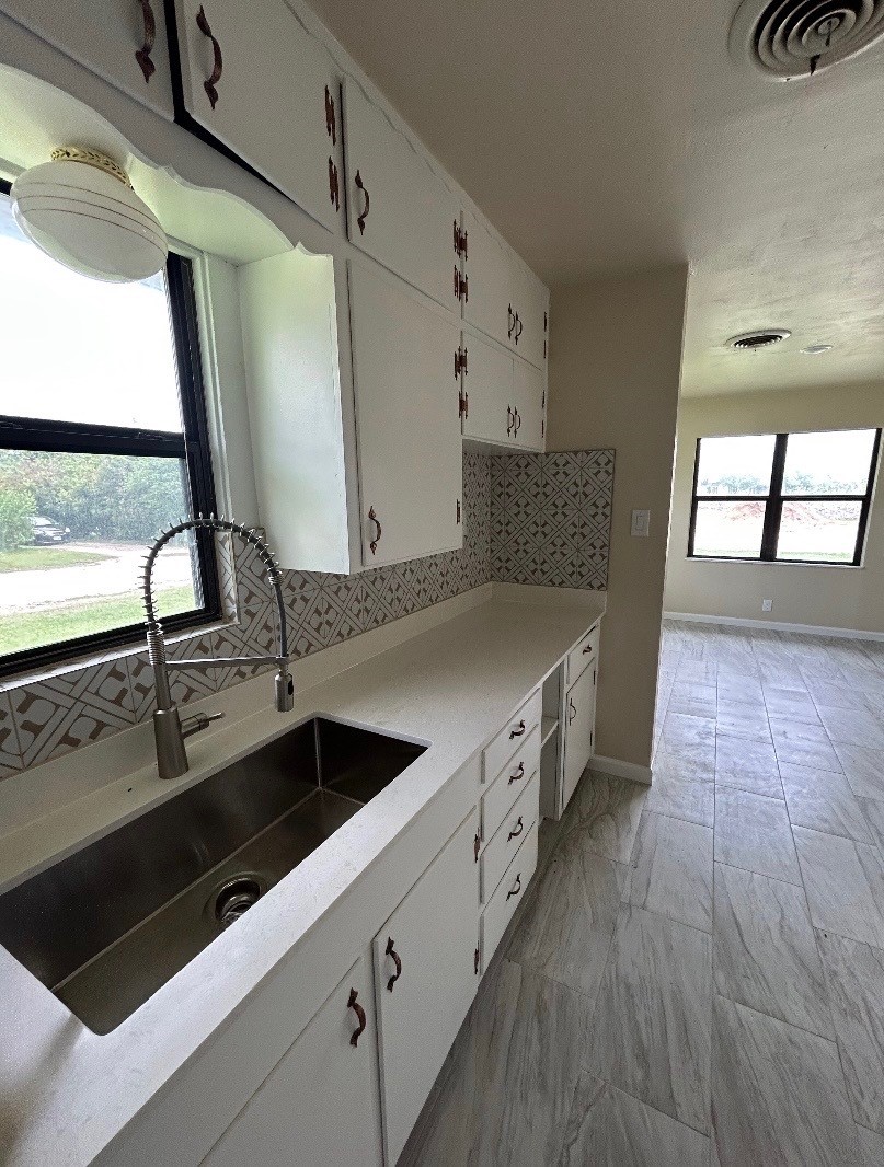 413 N Washington Street West TX 76691