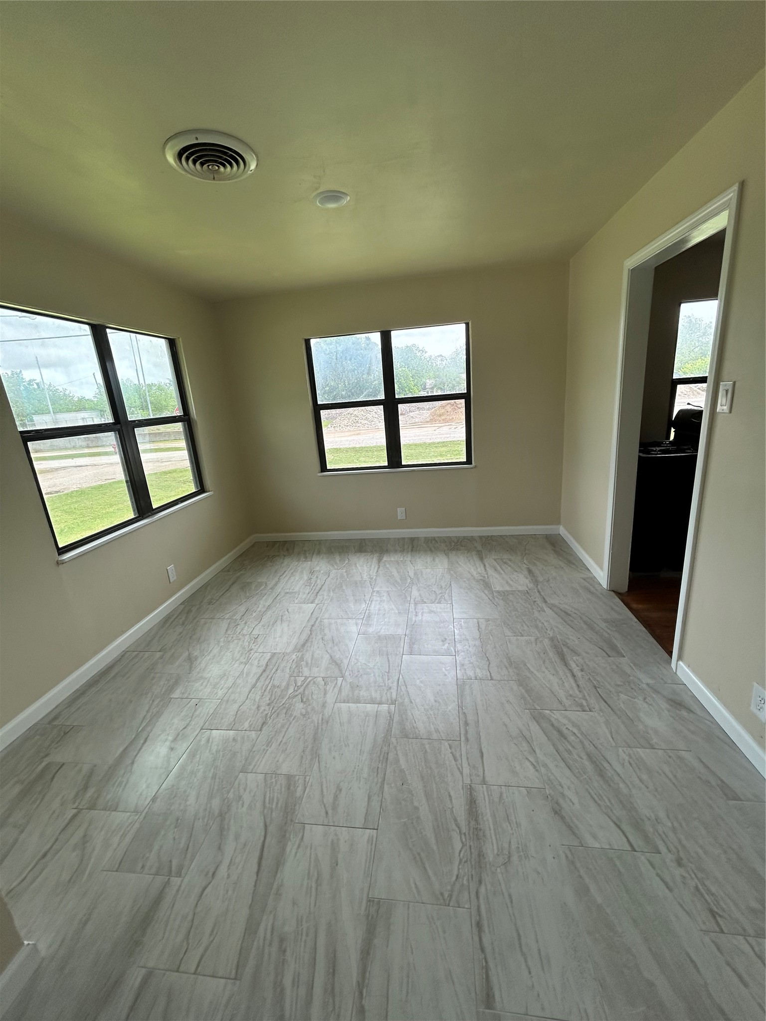 413 N Washington Street West TX 76691