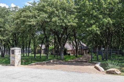 7101 Hollow Oak Trail Mansfield TX 76063