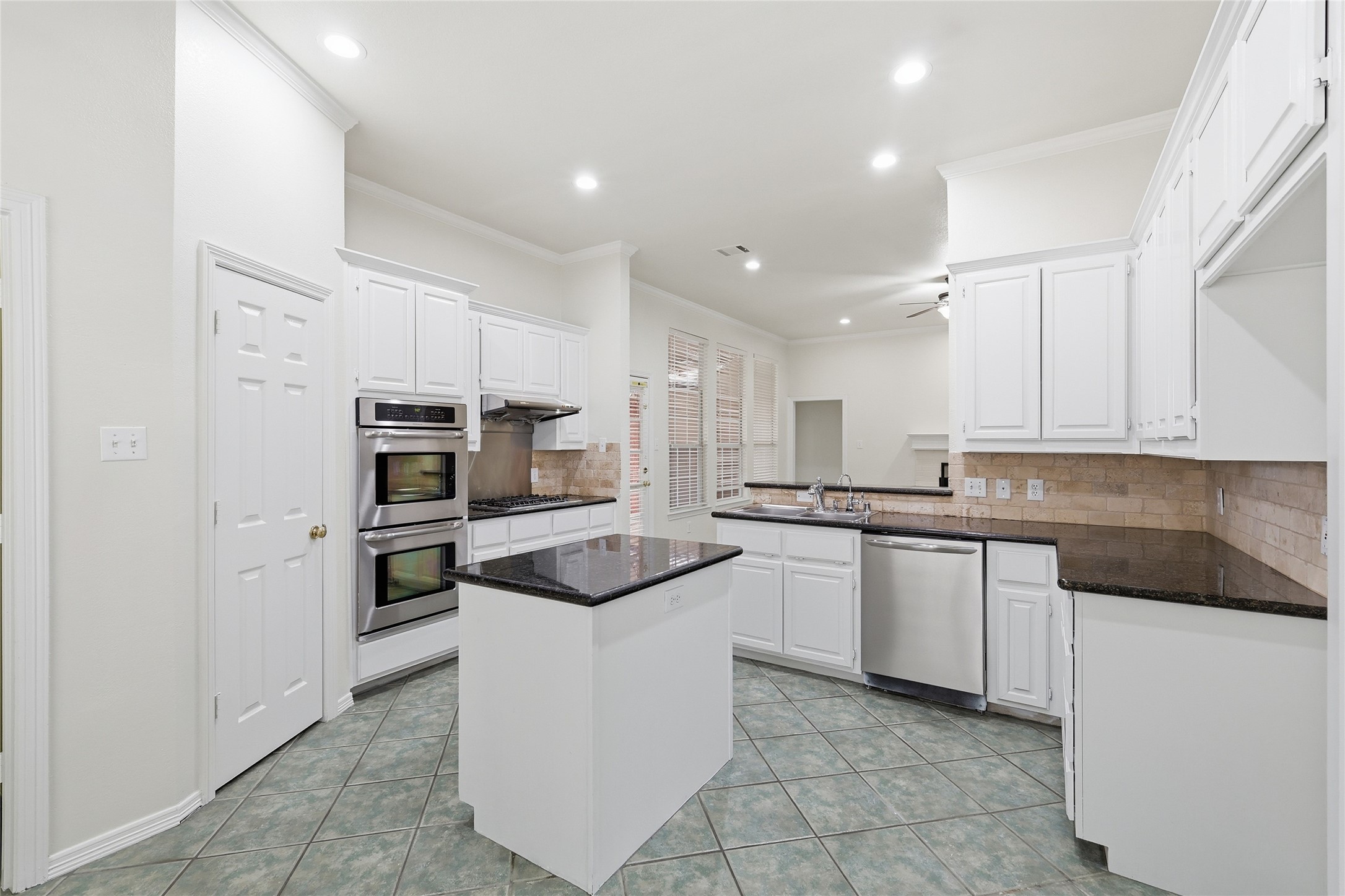2636 Pine Springs Drive Plano TX 75093