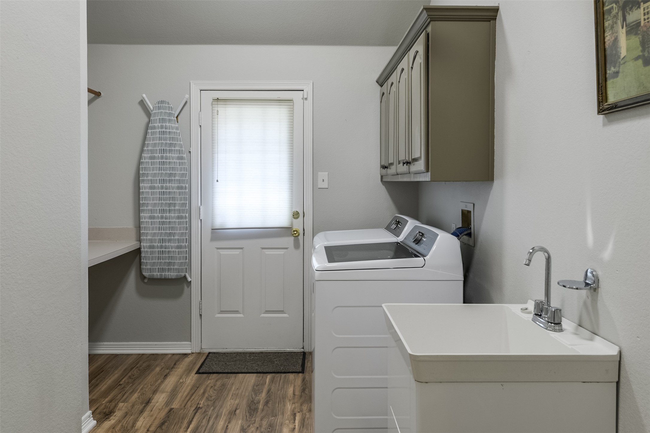 1303 Lariat Circle Oak Leaf TX 75154