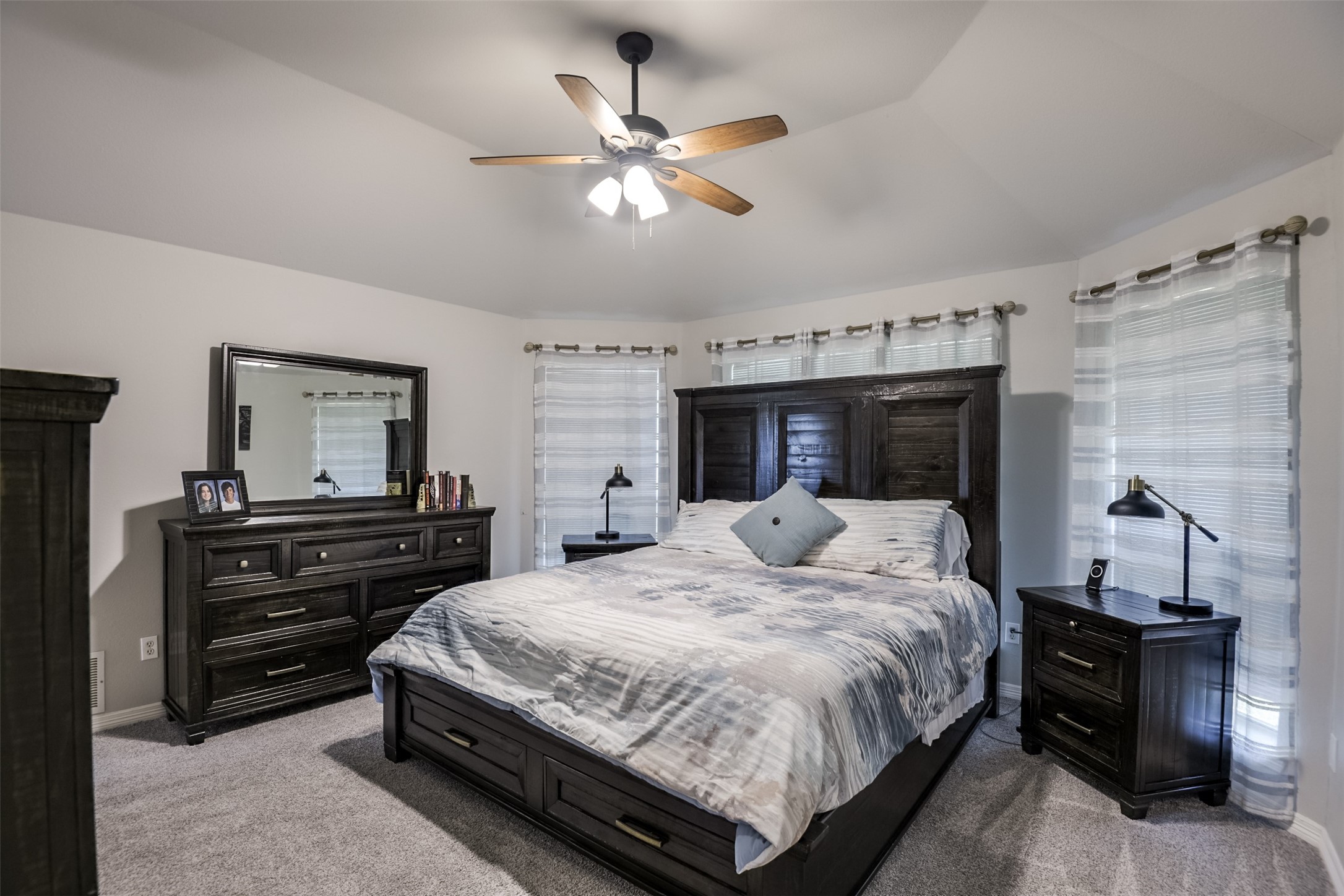 1303 Lariat Circle Oak Leaf TX 75154