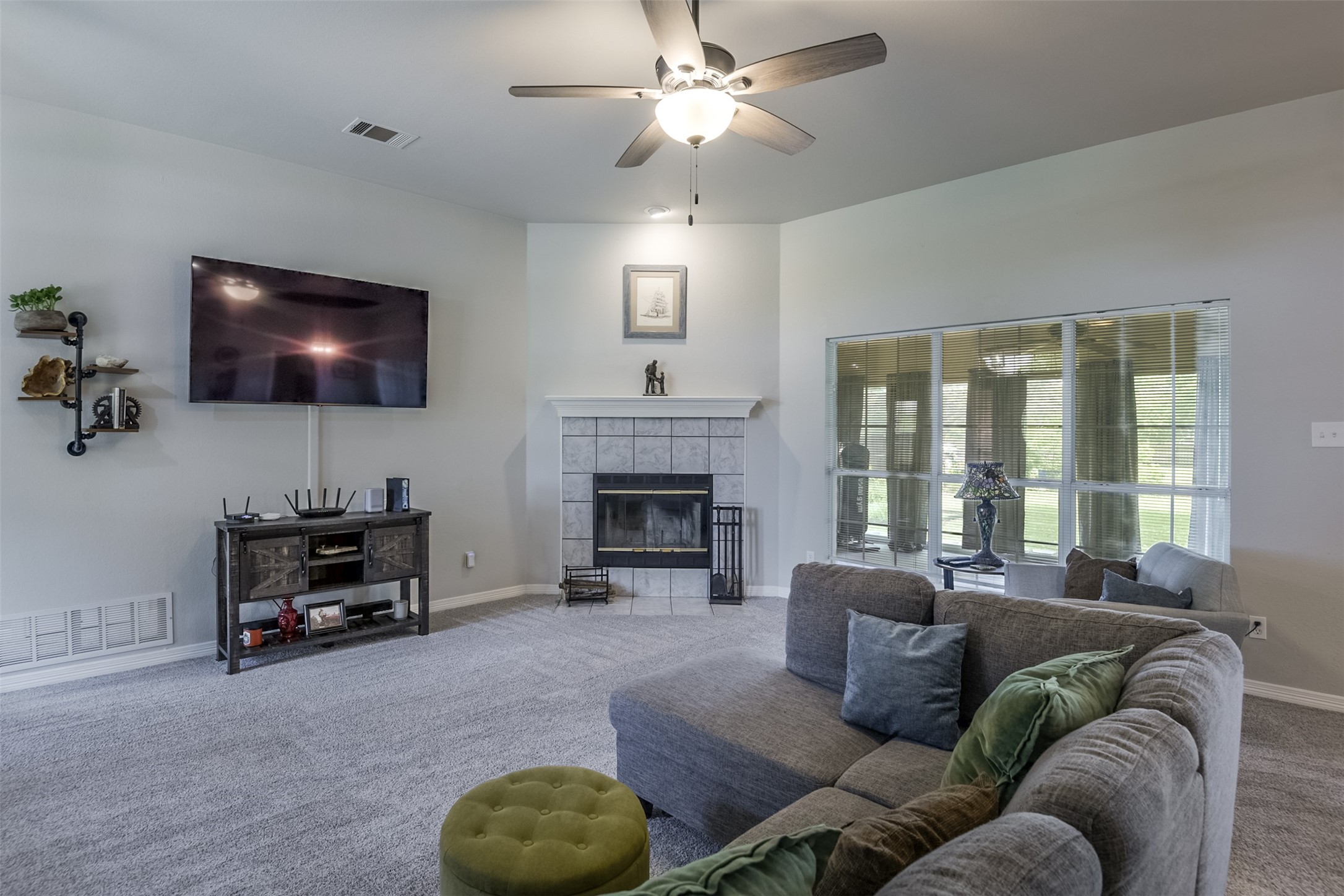 1303 Lariat Circle Oak Leaf TX 75154