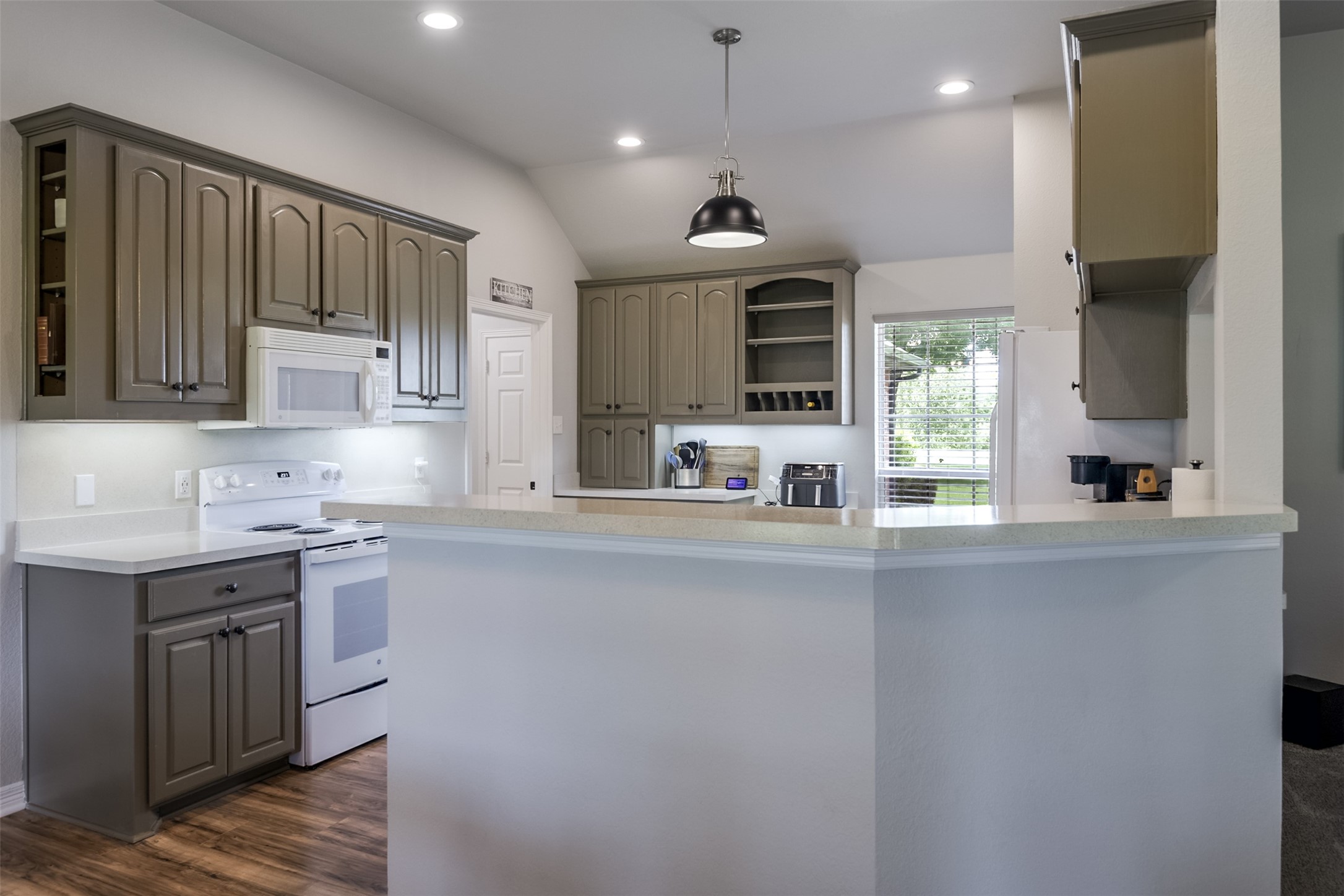1303 Lariat Circle Oak Leaf TX 75154