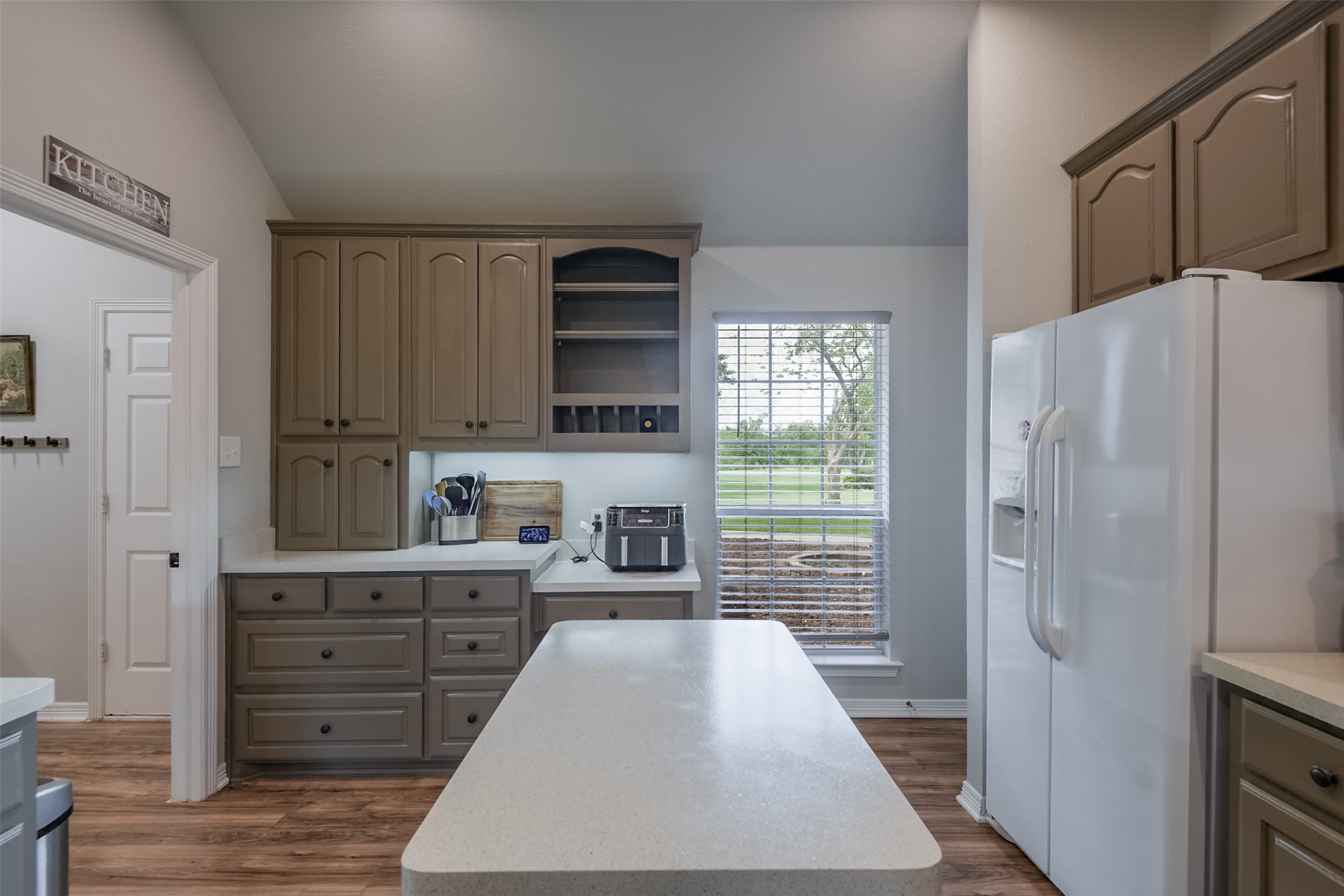 1303 Lariat Circle Oak Leaf TX 75154