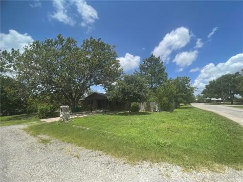 303 W Carlos Street Robinson TX 76706