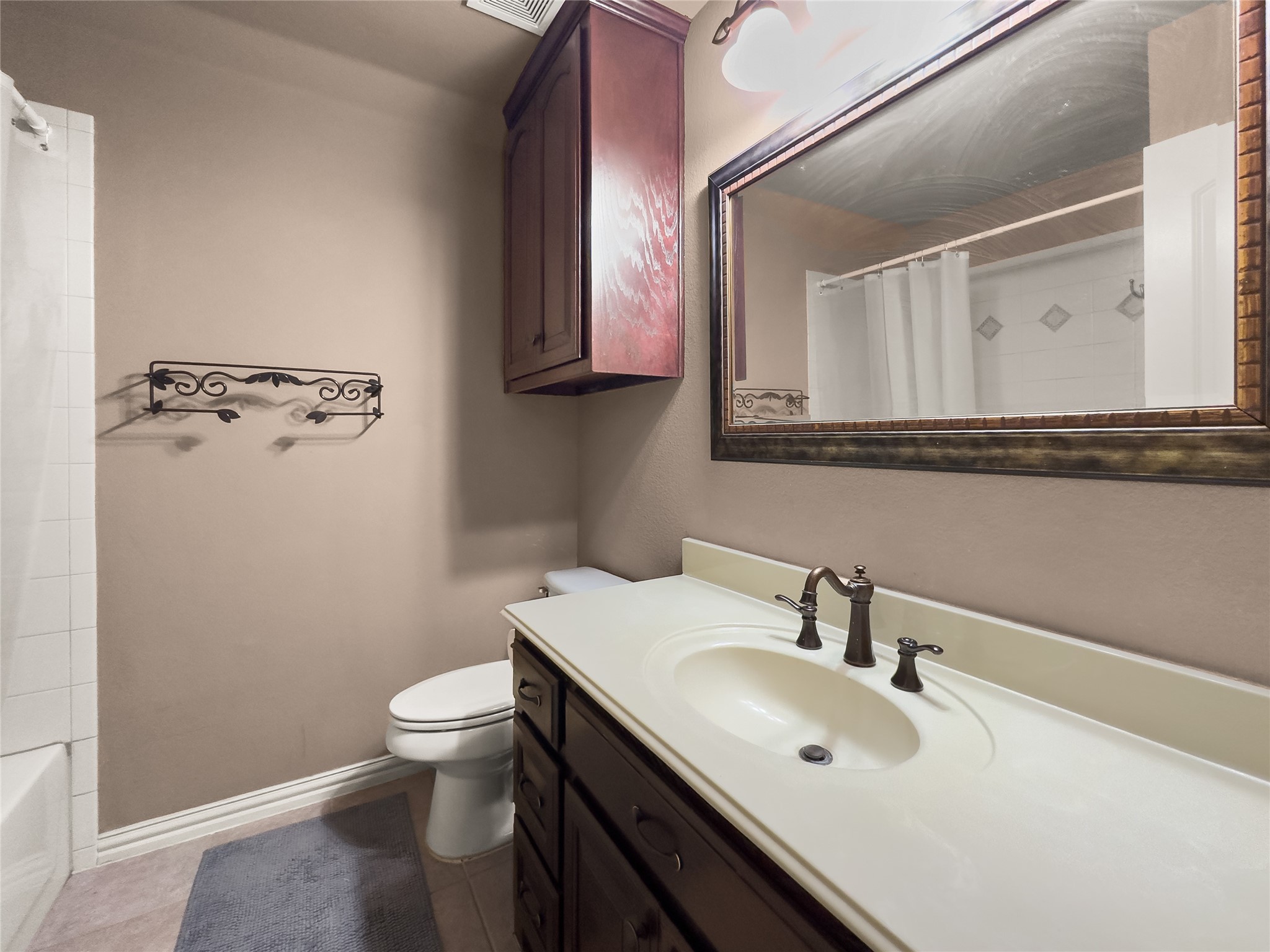 5801 Mira Lago Lane Arlington TX 76017