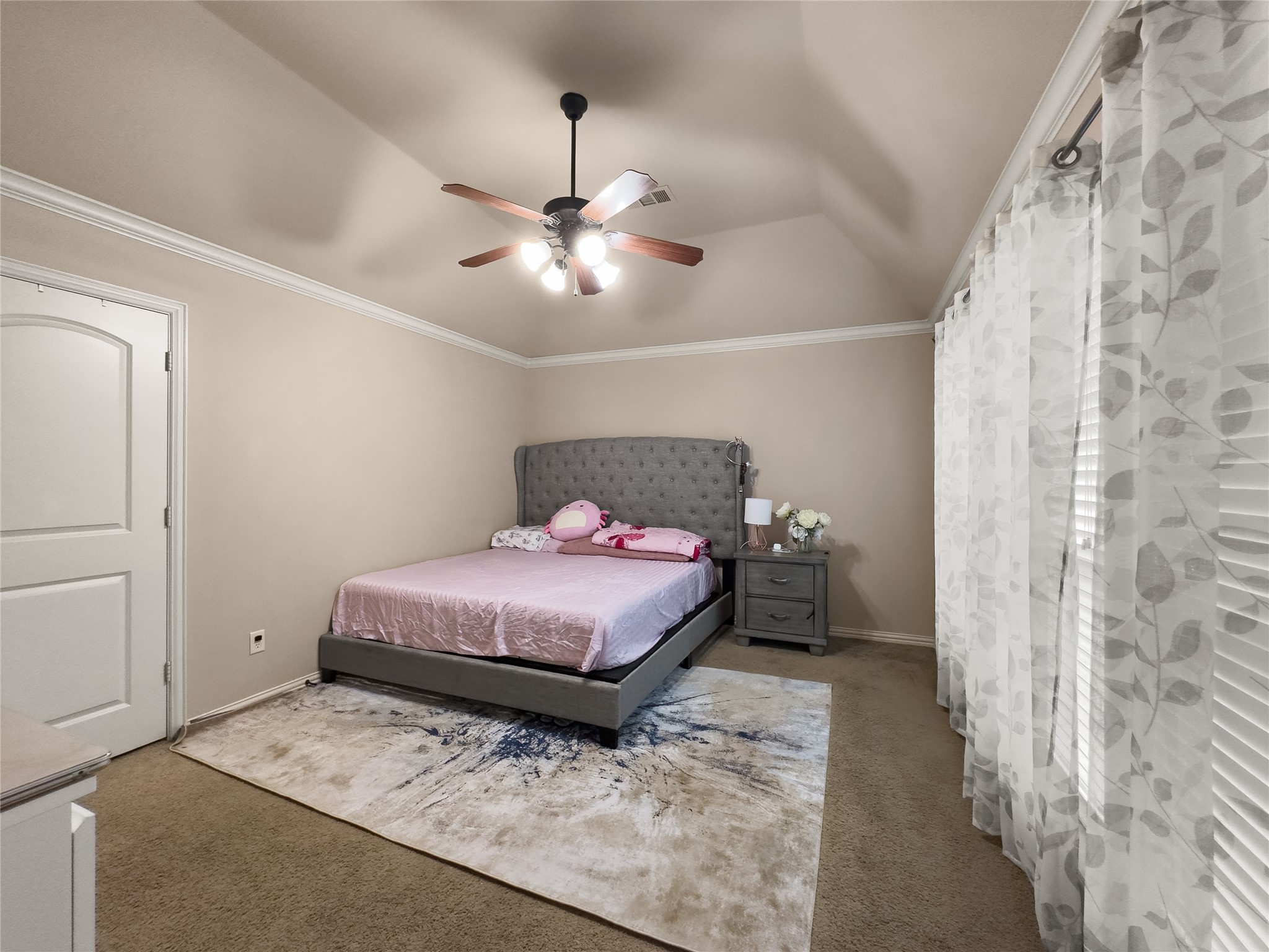 5801 Mira Lago Lane Arlington TX 76017