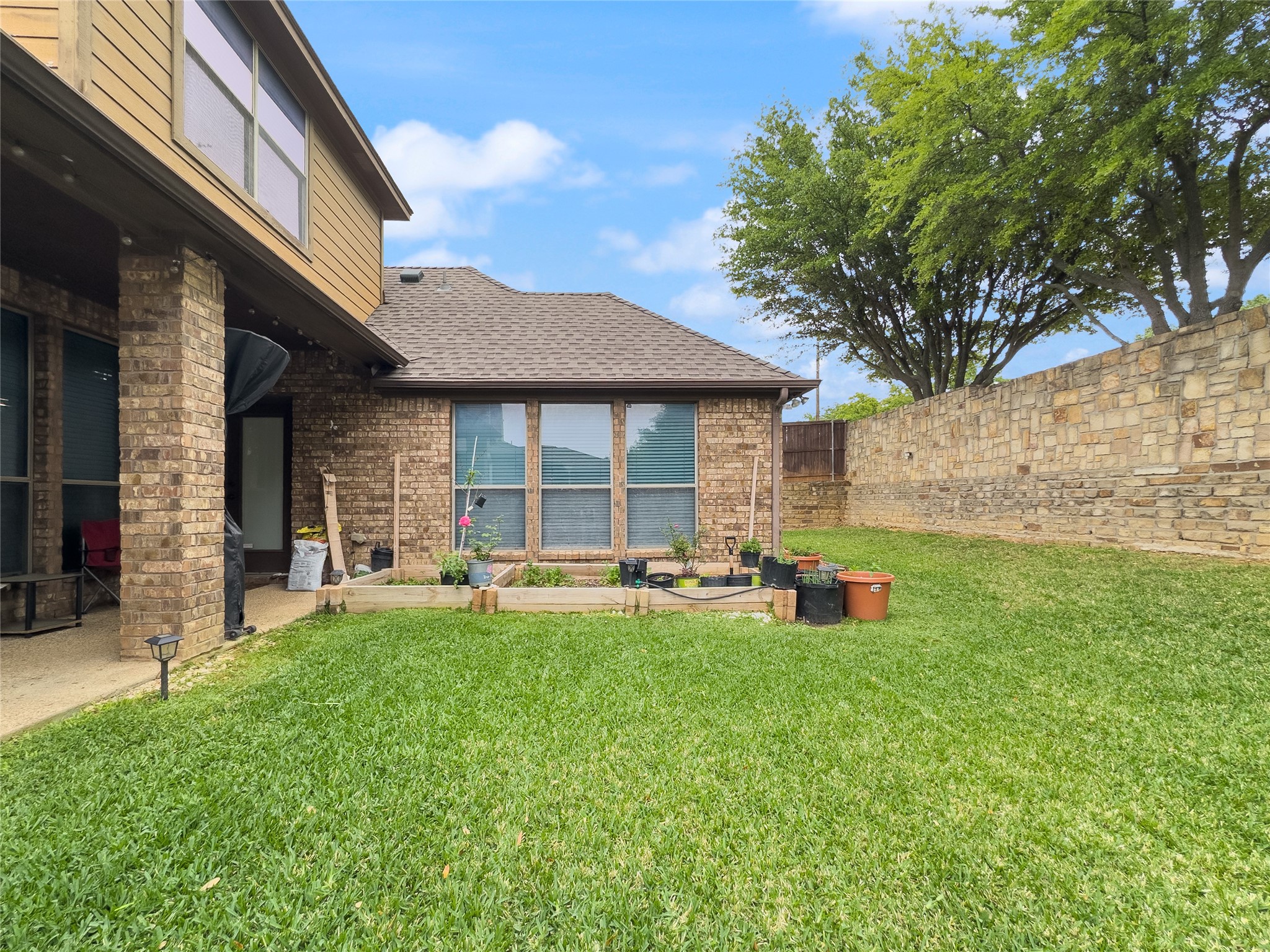5801 Mira Lago Lane Arlington TX 76017
