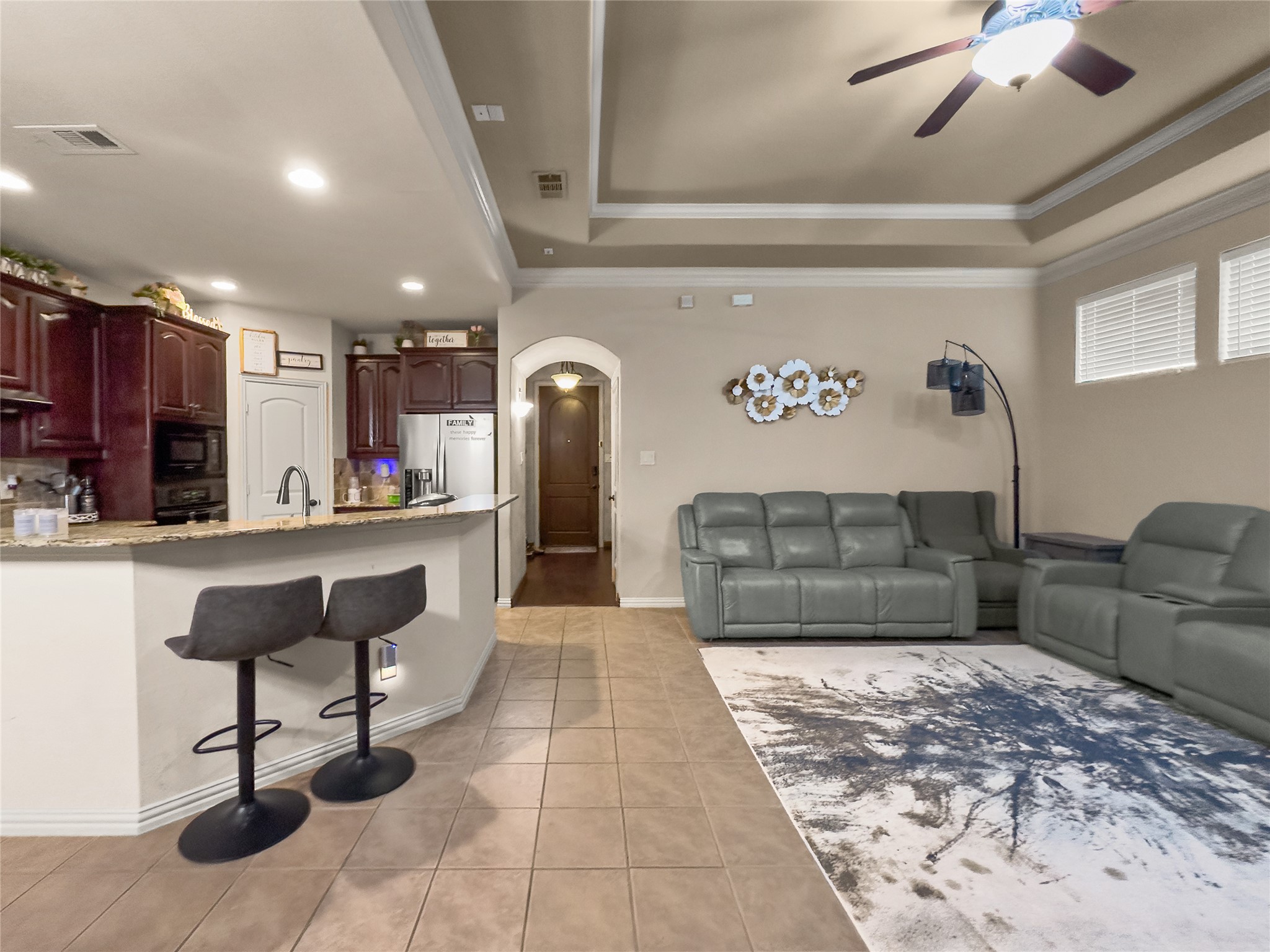 5801 Mira Lago Lane Arlington TX 76017