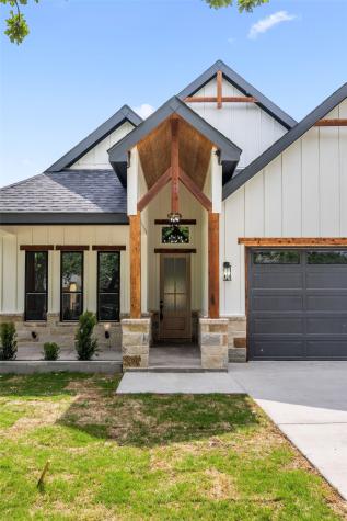 1503 Lee Avenue Fort Worth TX 76164