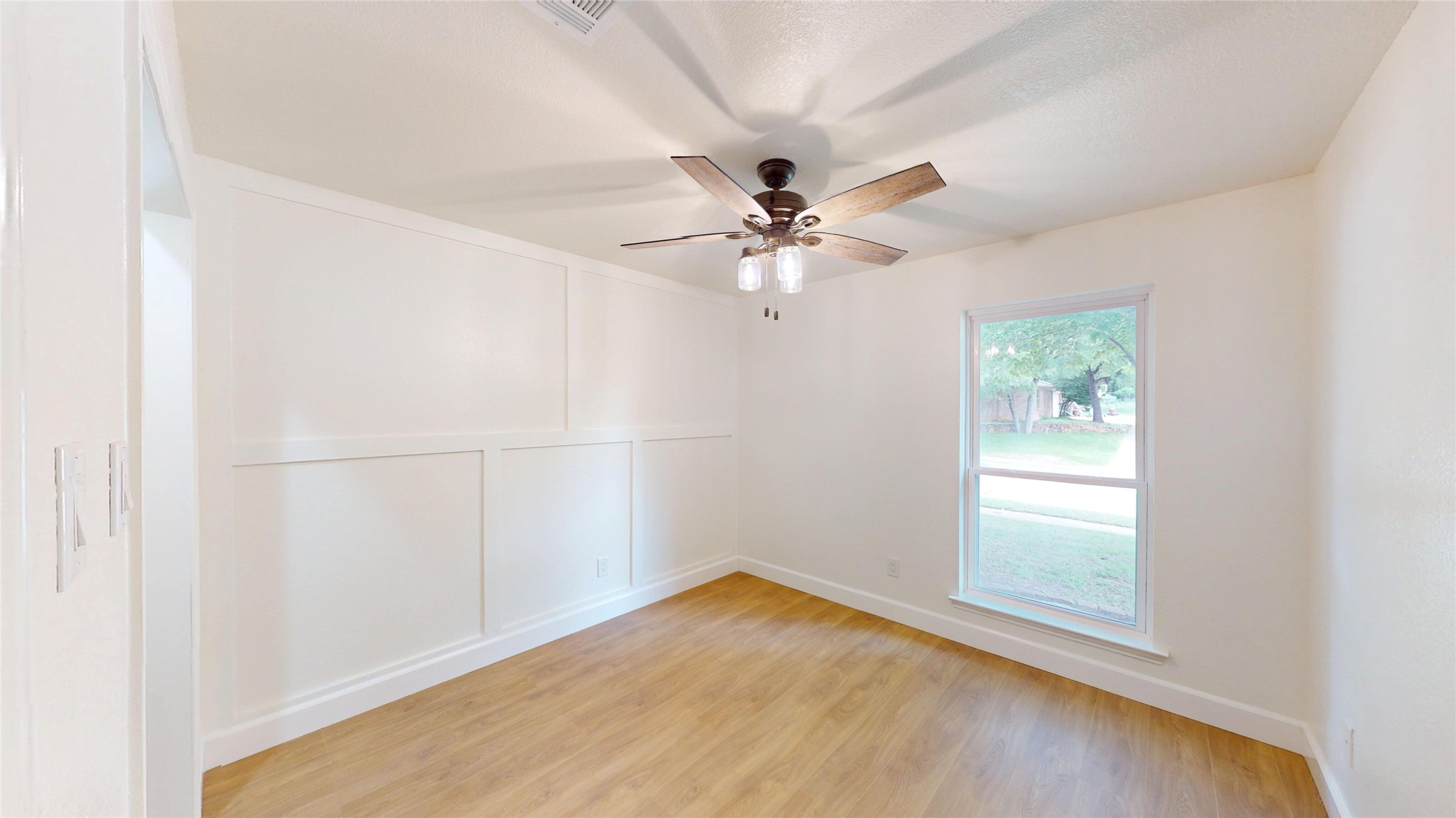 510 Evans Drive Euless TX 76040