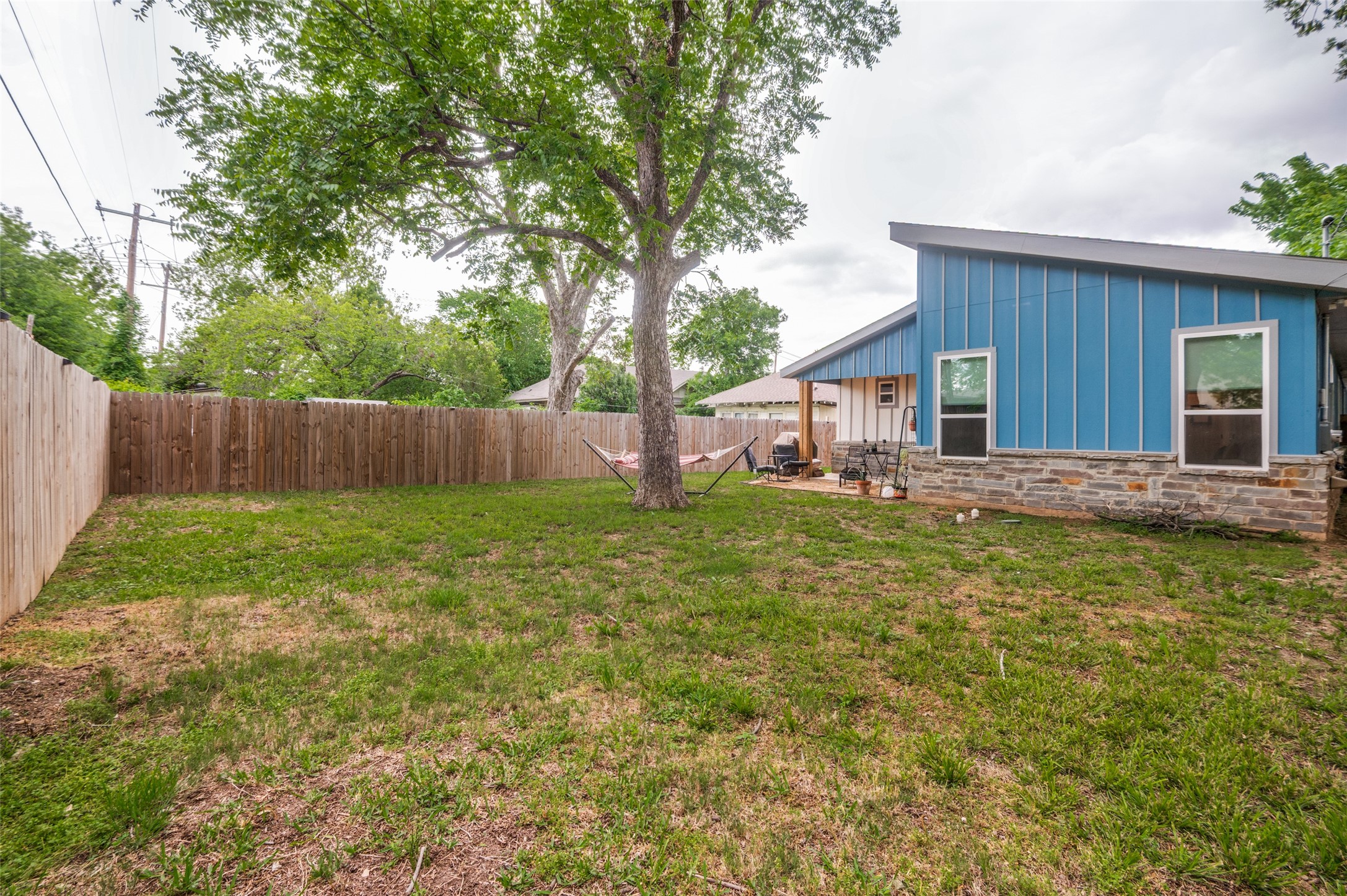 2123 Ramsey Avenue Dallas TX 75216