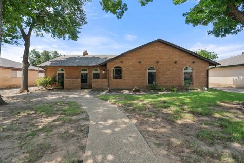 2109 Briarwood Boulevard Arlington TX 76013