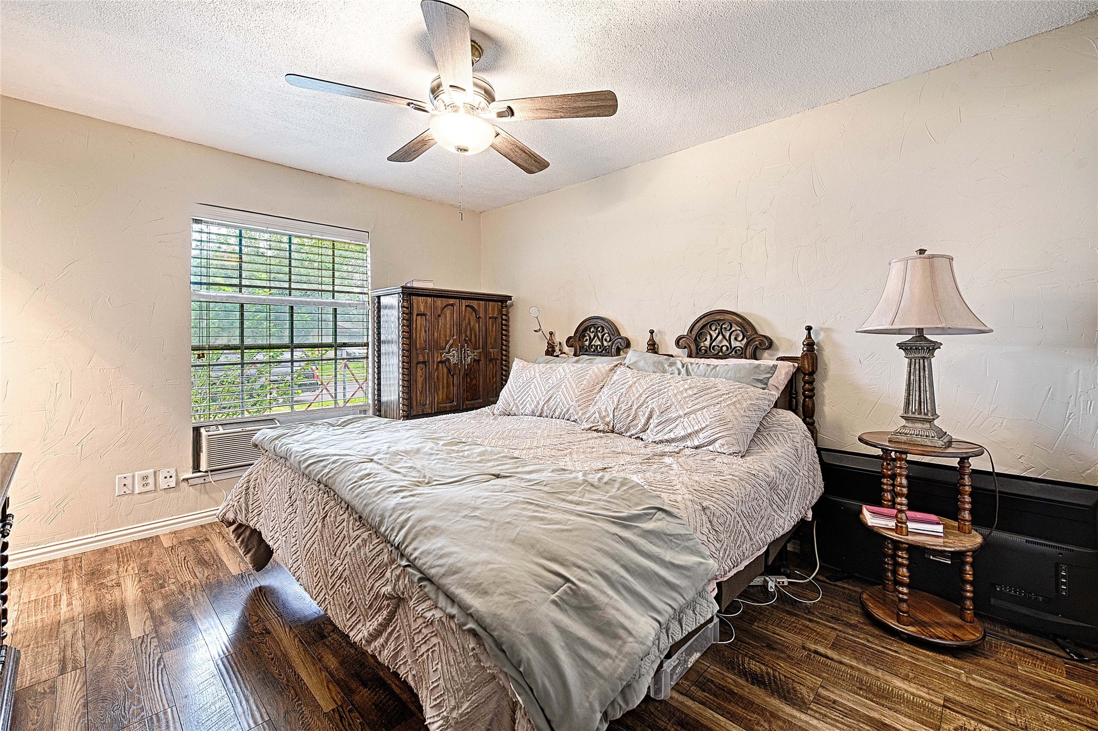1853 Tompkins Drive Grand Prairie TX 75051