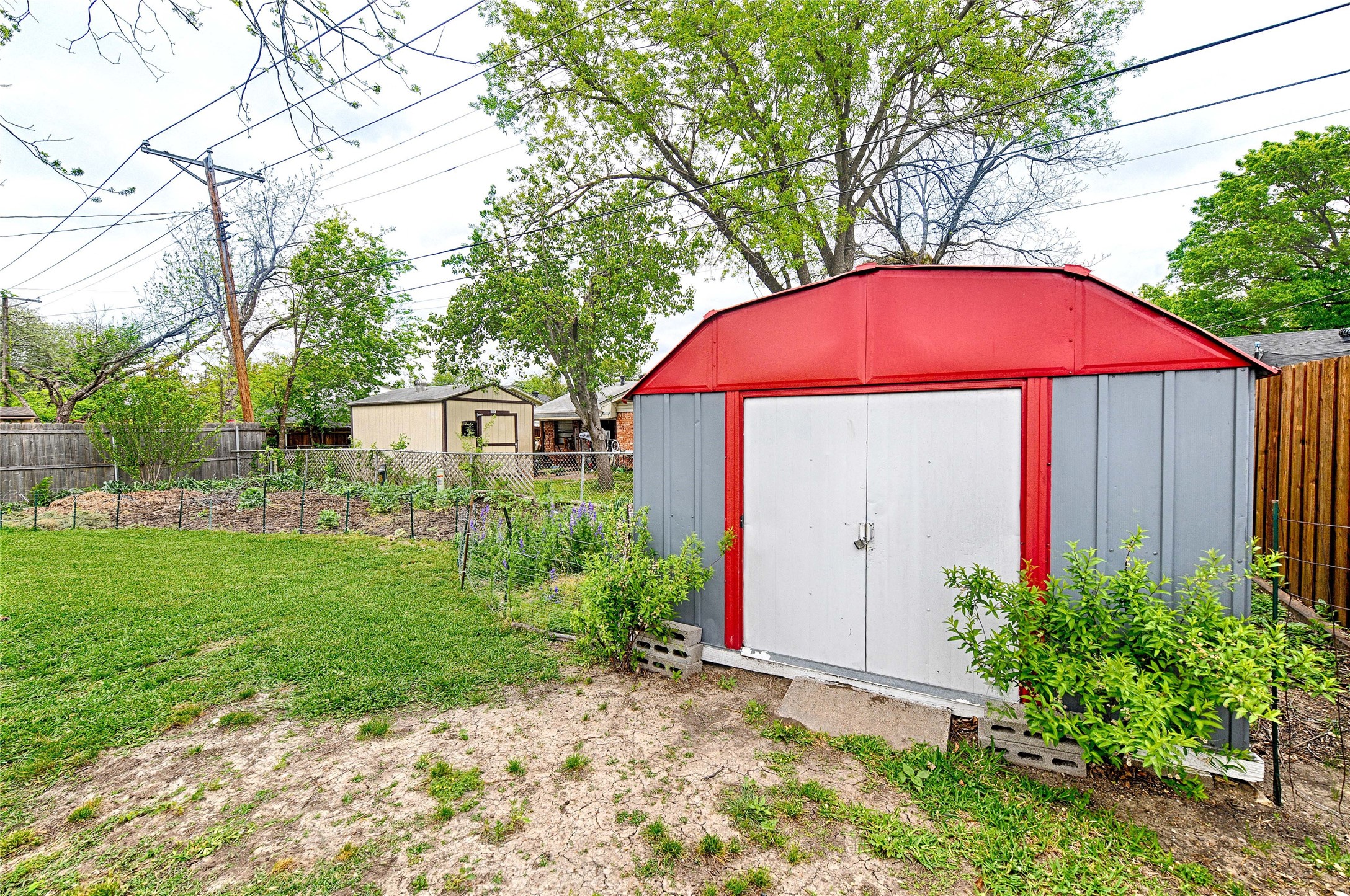1853 Tompkins Drive Grand Prairie TX 75051