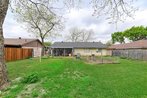 1853 Tompkins Drive Grand Prairie TX 75051