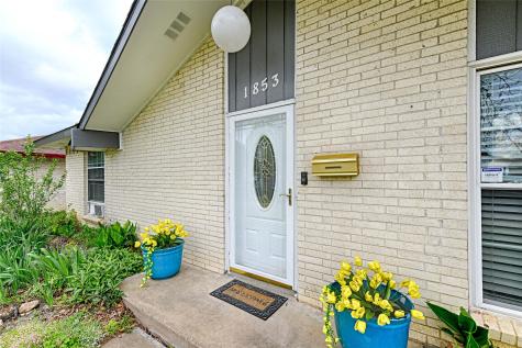 1853 Tompkins Drive Grand Prairie TX 75051