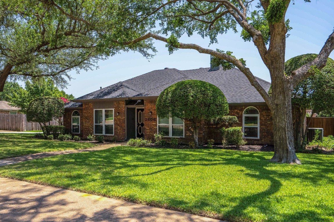 2606 Dove Creek Lane Carrollton TX 75006