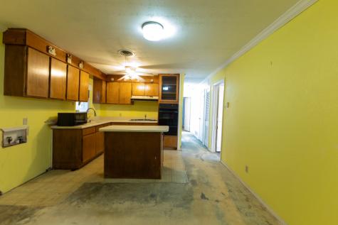 1103 Fifth Avenue Coleman TX 76834