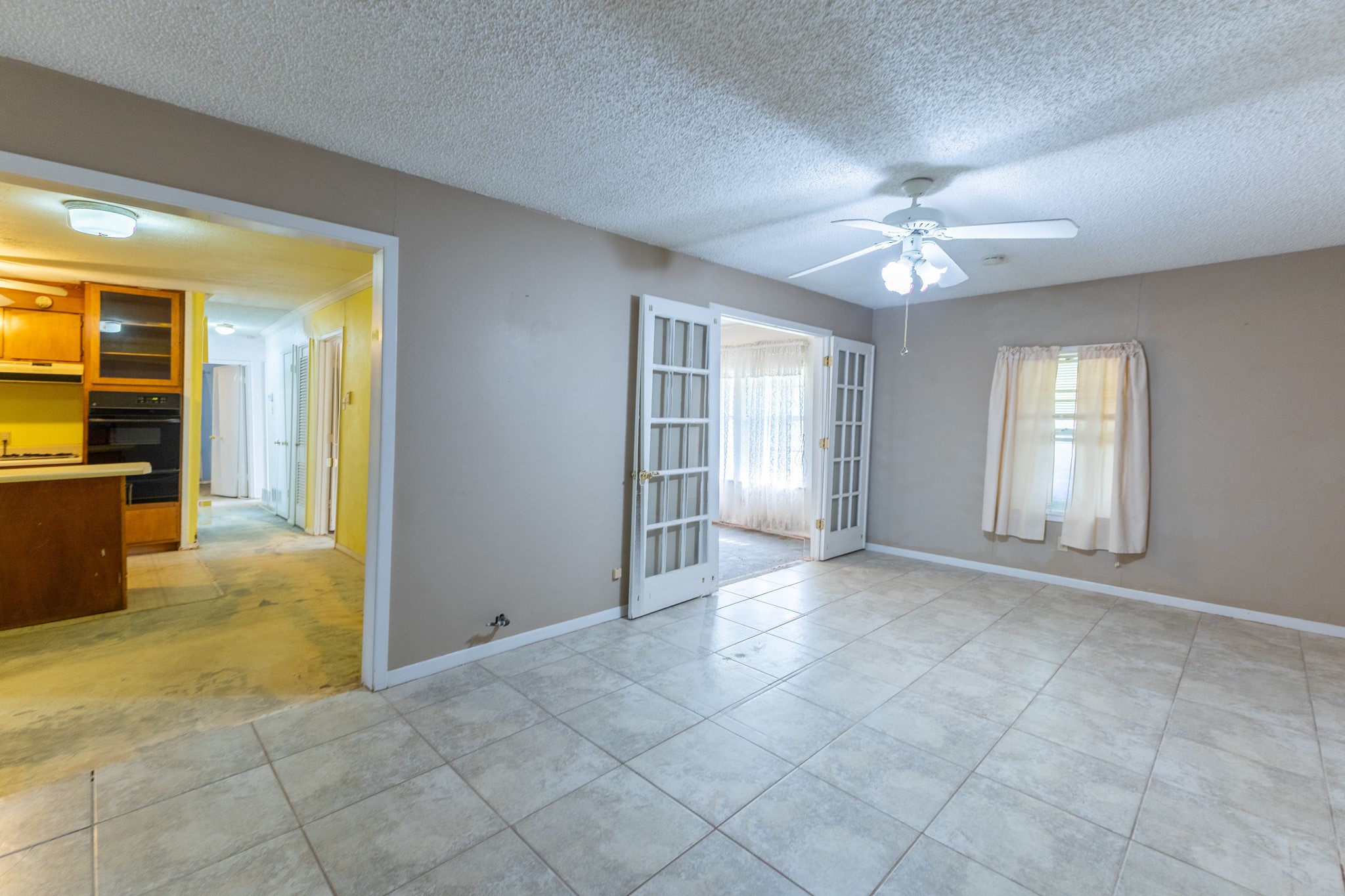 1103 Fifth Avenue Coleman TX 76834