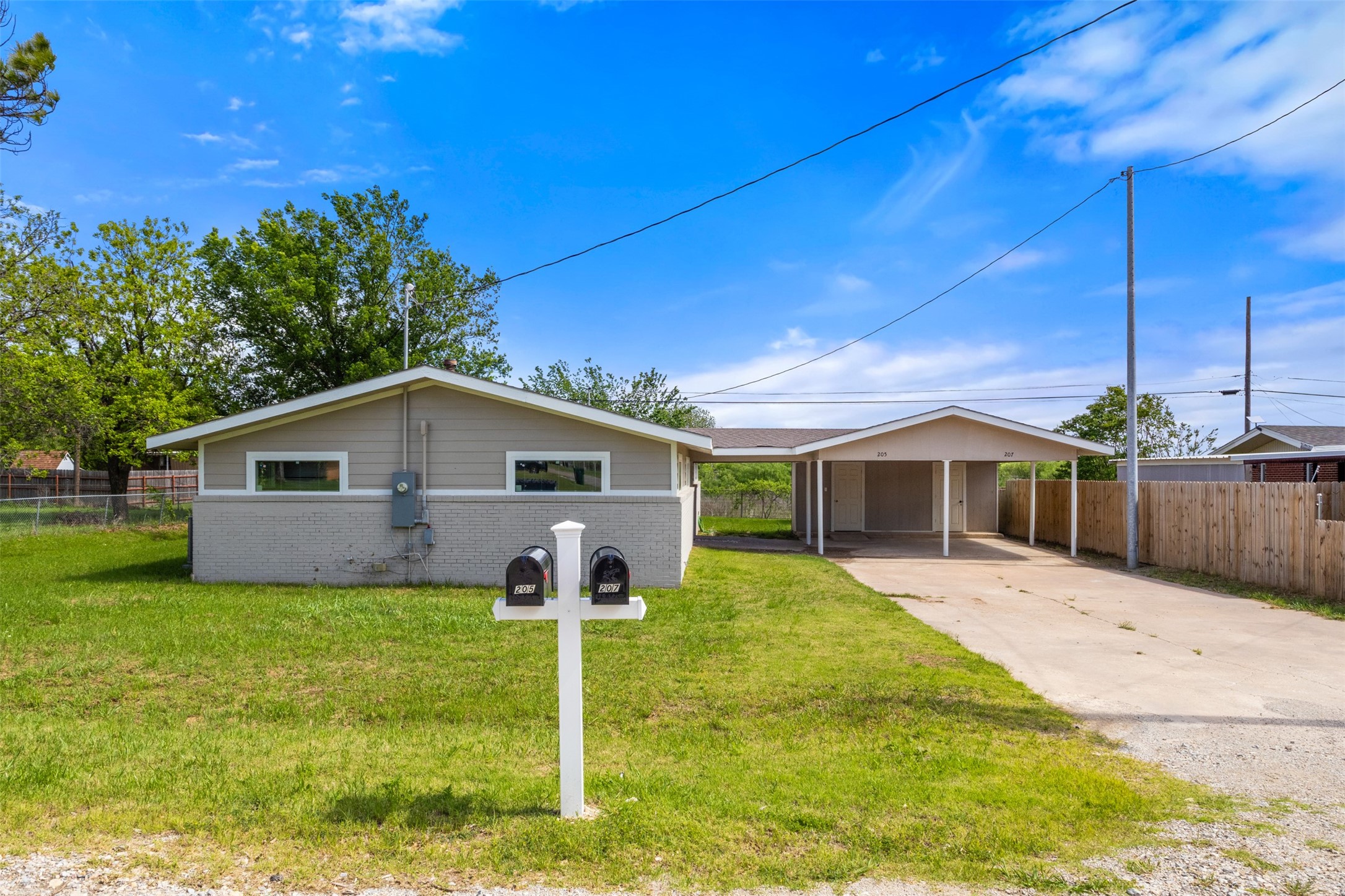 205 April Street Bowie TX 76230