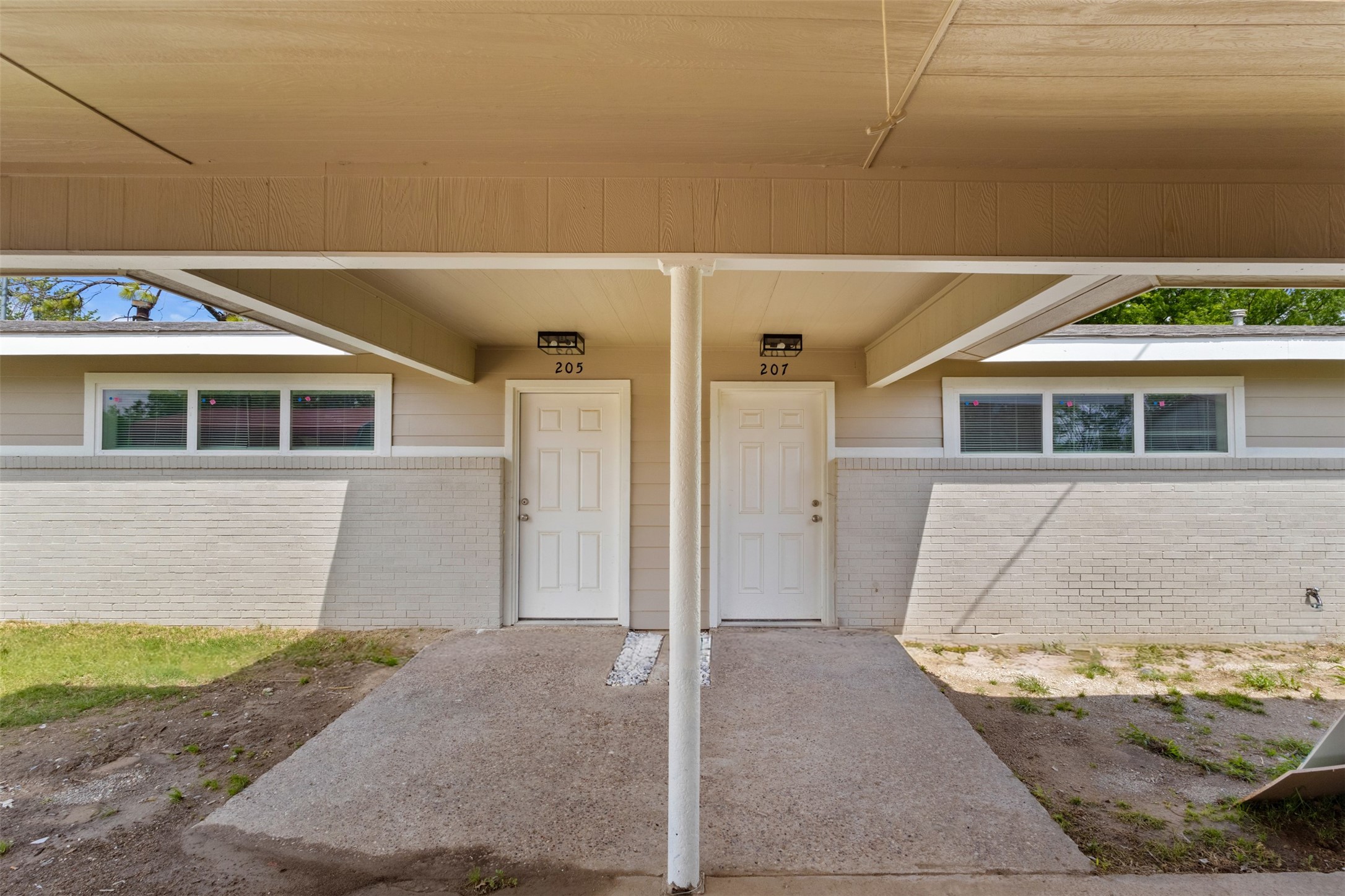 205 April Street Bowie TX 76230