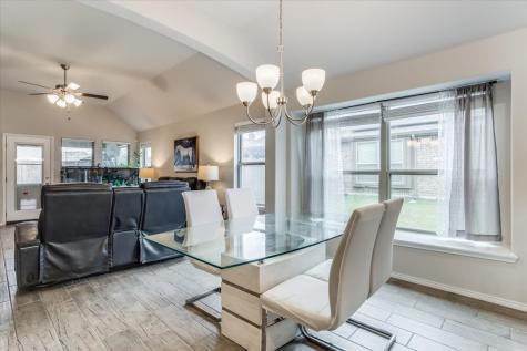 121 Rosemary Drive Azle TX 76020
