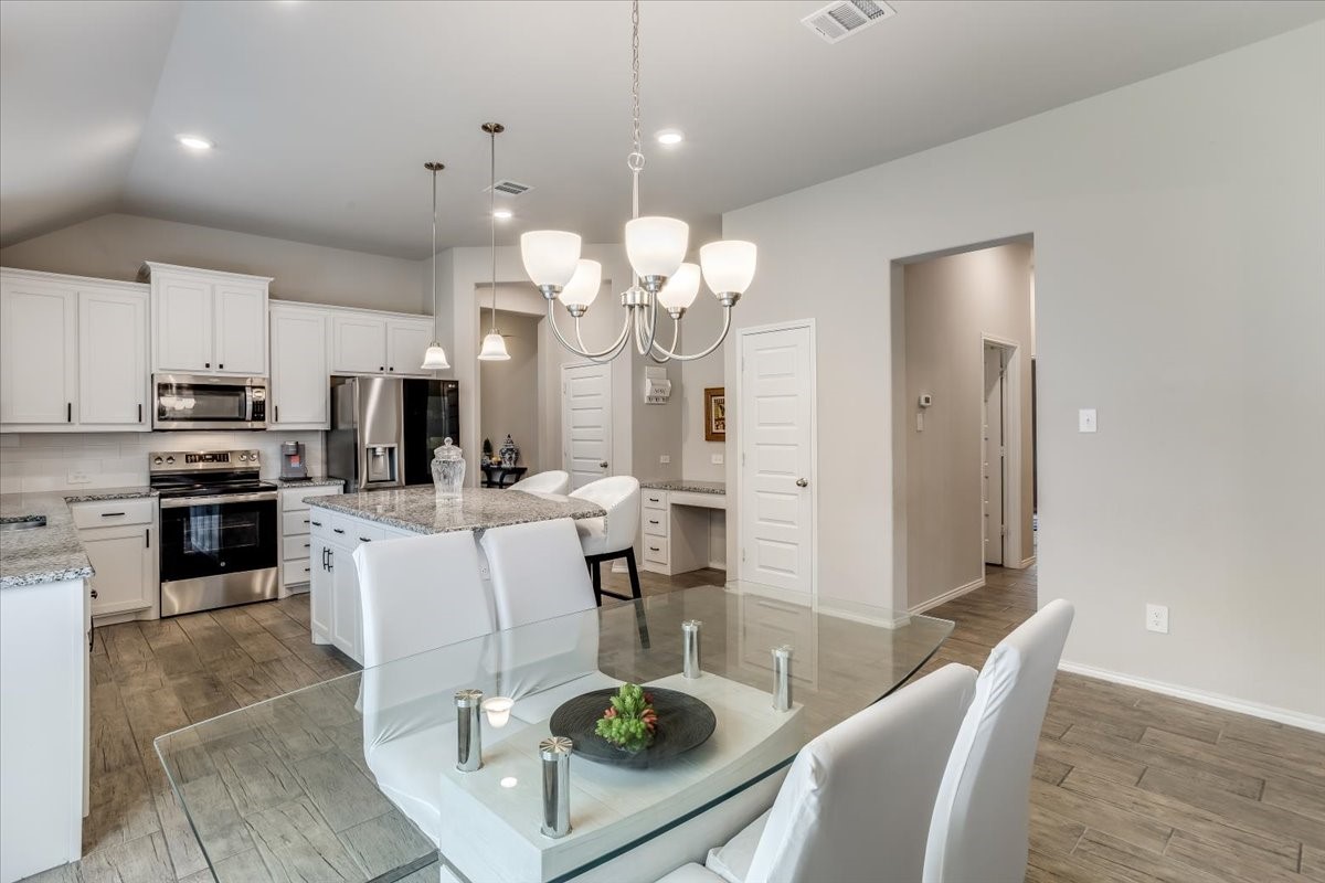 121 Rosemary Drive Azle TX 76020