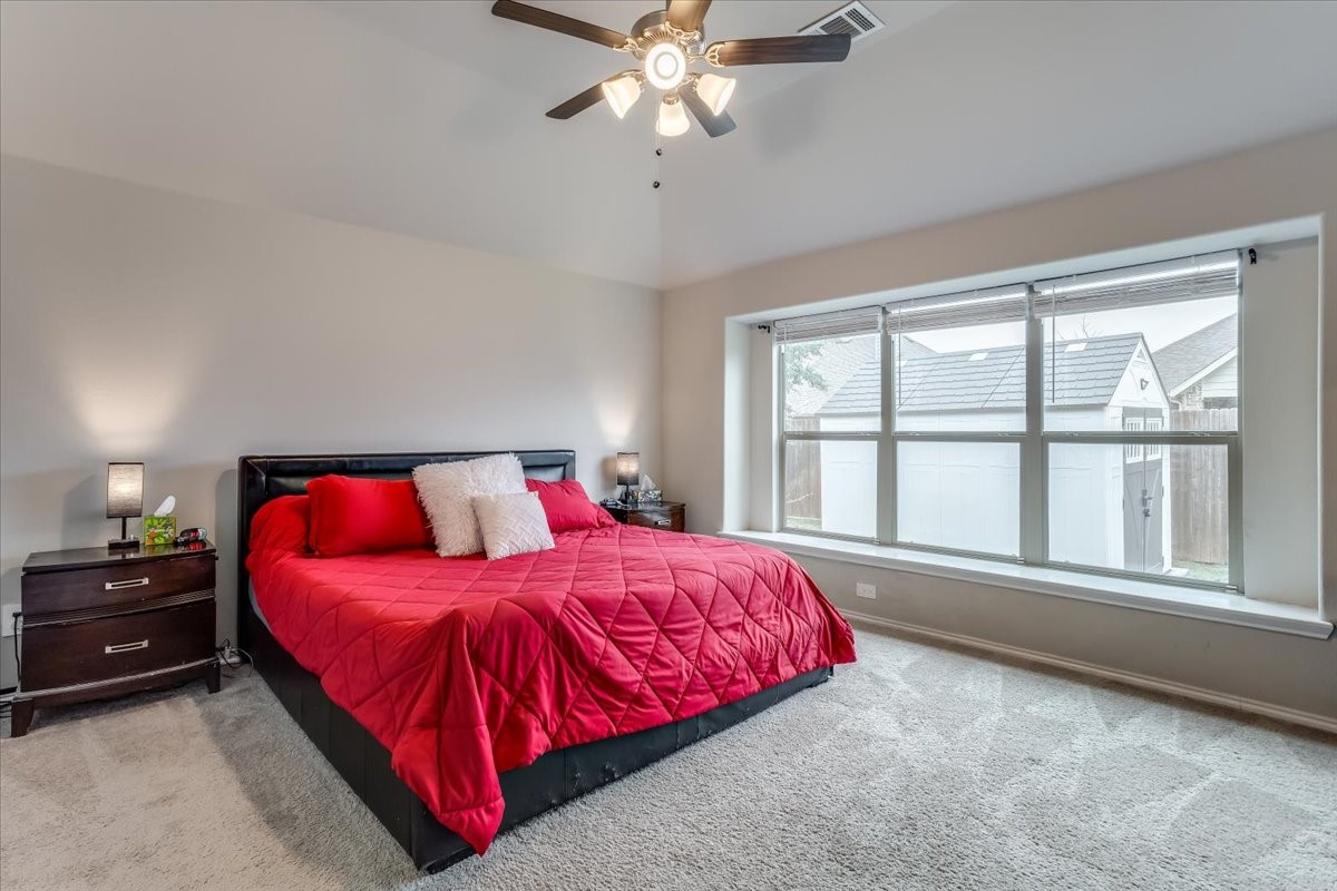 121 Rosemary Drive Azle TX 76020