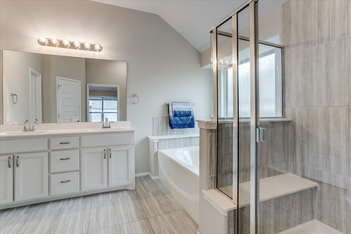 121 Rosemary Drive Azle TX 76020