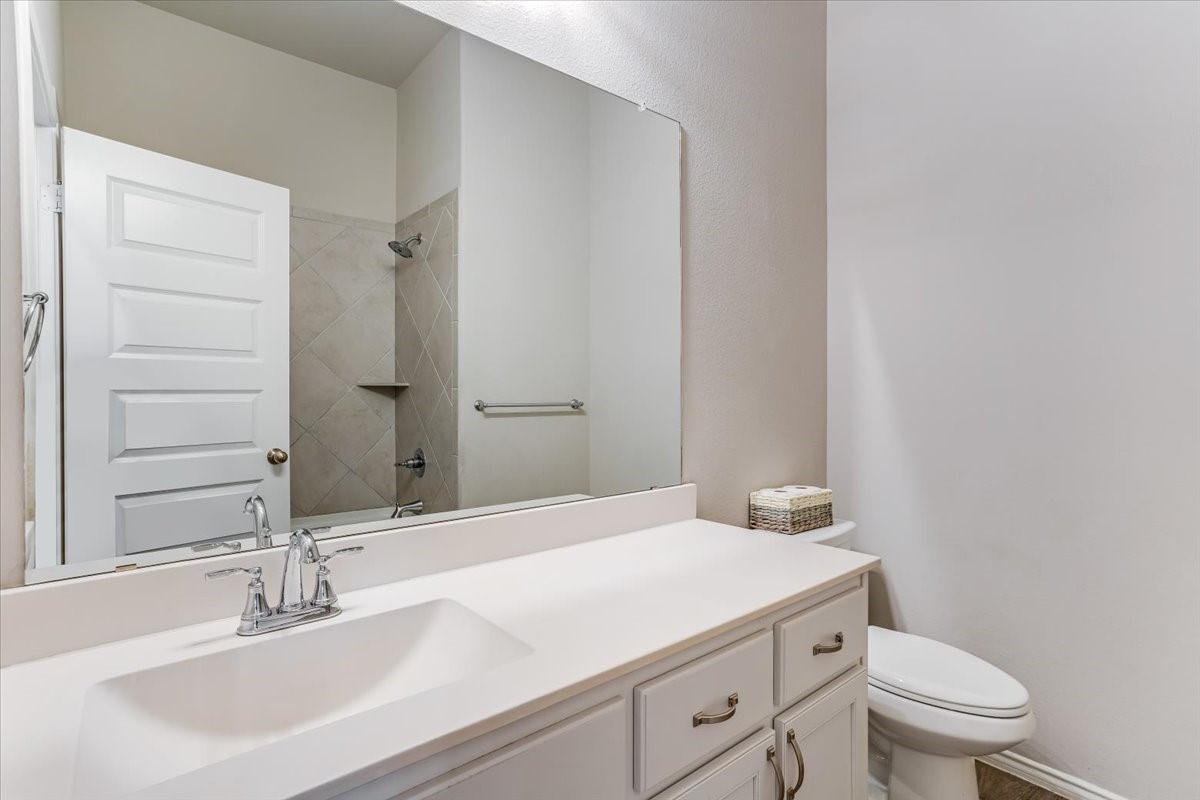 121 Rosemary Drive Azle TX 76020