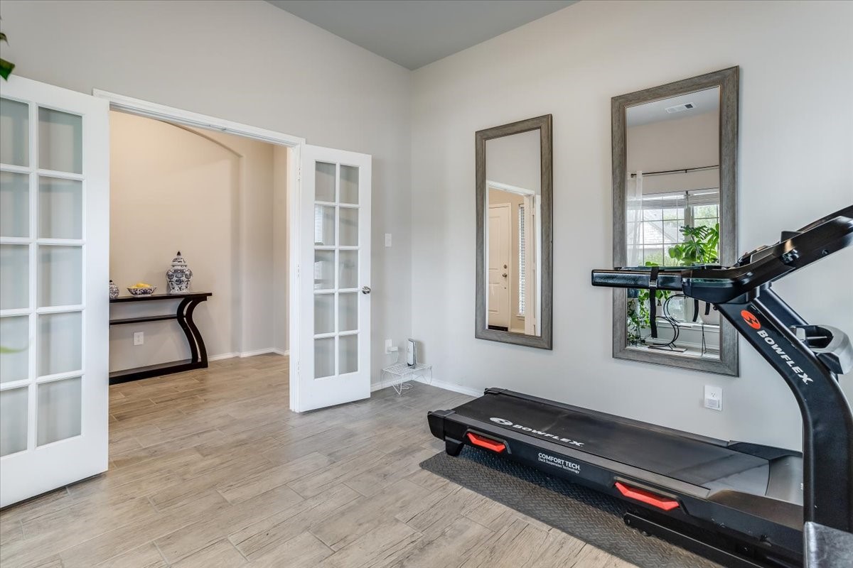 121 Rosemary Drive Azle TX 76020