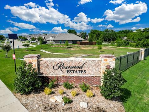 121 Rosemary Drive Azle TX 76020