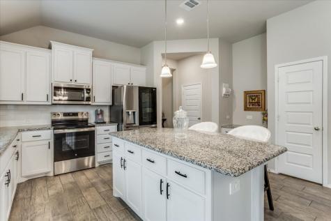 121 Rosemary Drive Azle TX 76020