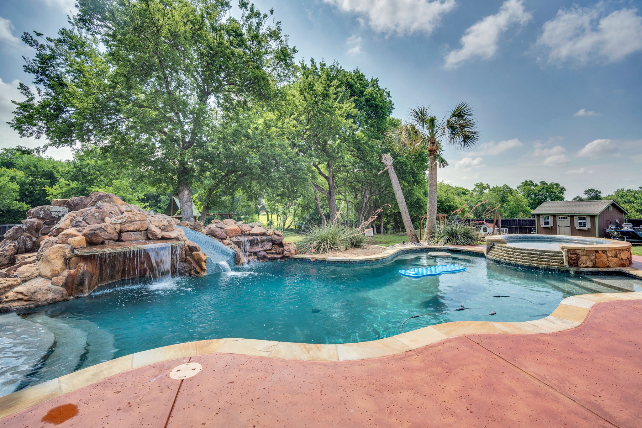 6450 Caliche Circle Midlothian TX 76065
