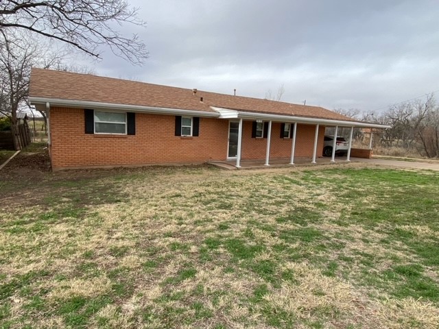 1031 W Lake Drive Hamlin TX 79520