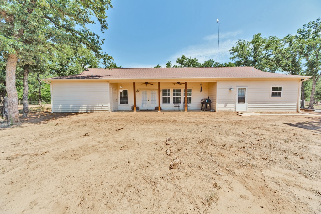 121 County Road 3552 Paradise TX 76073