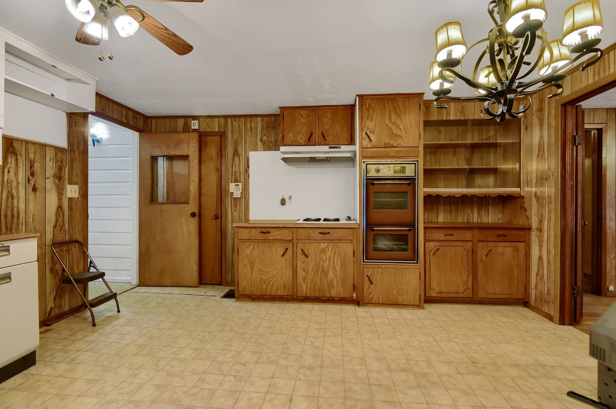 209 E Woodland Street Collinsville TX 76233