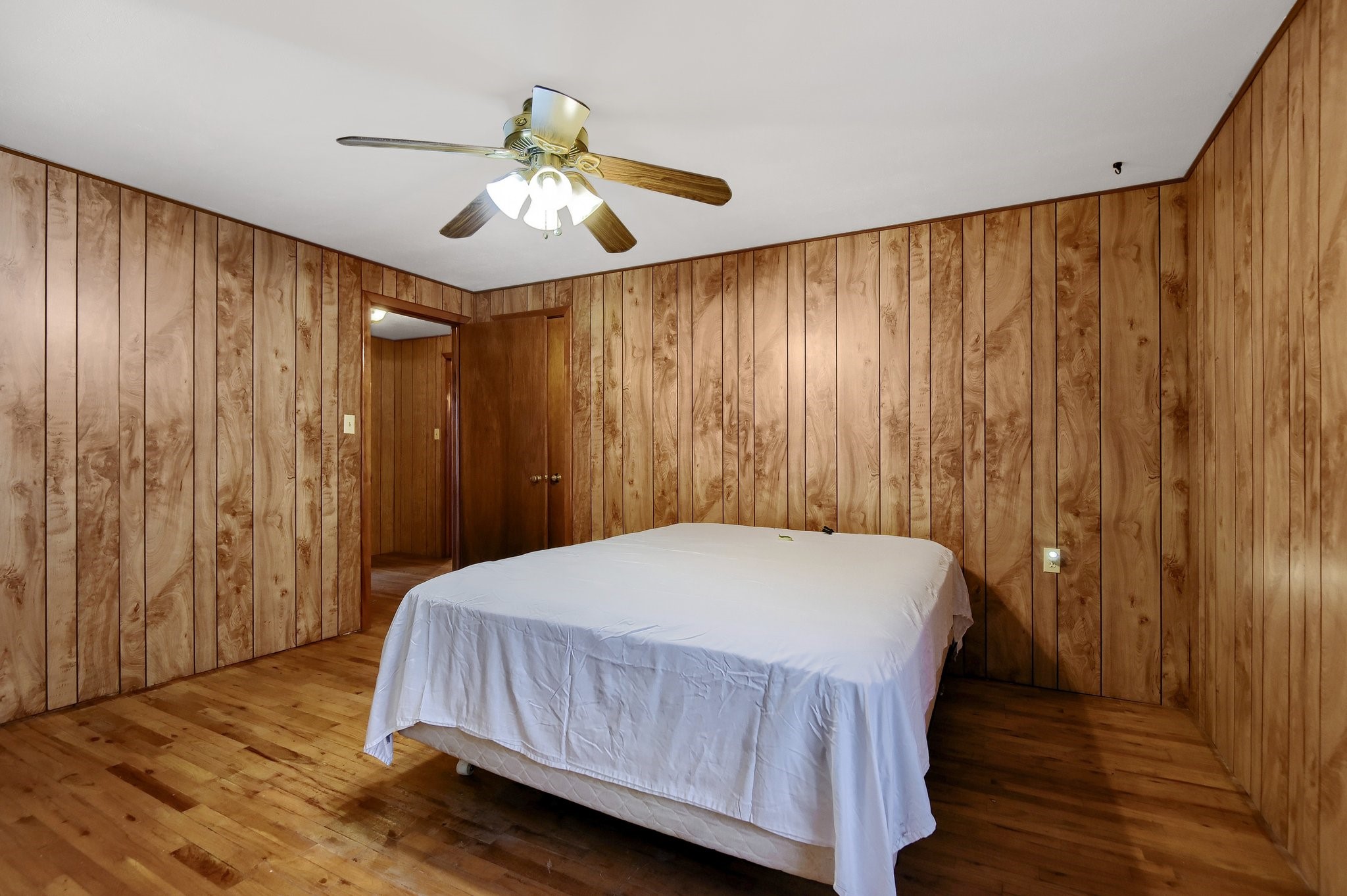 209 E Woodland Street Collinsville TX 76233