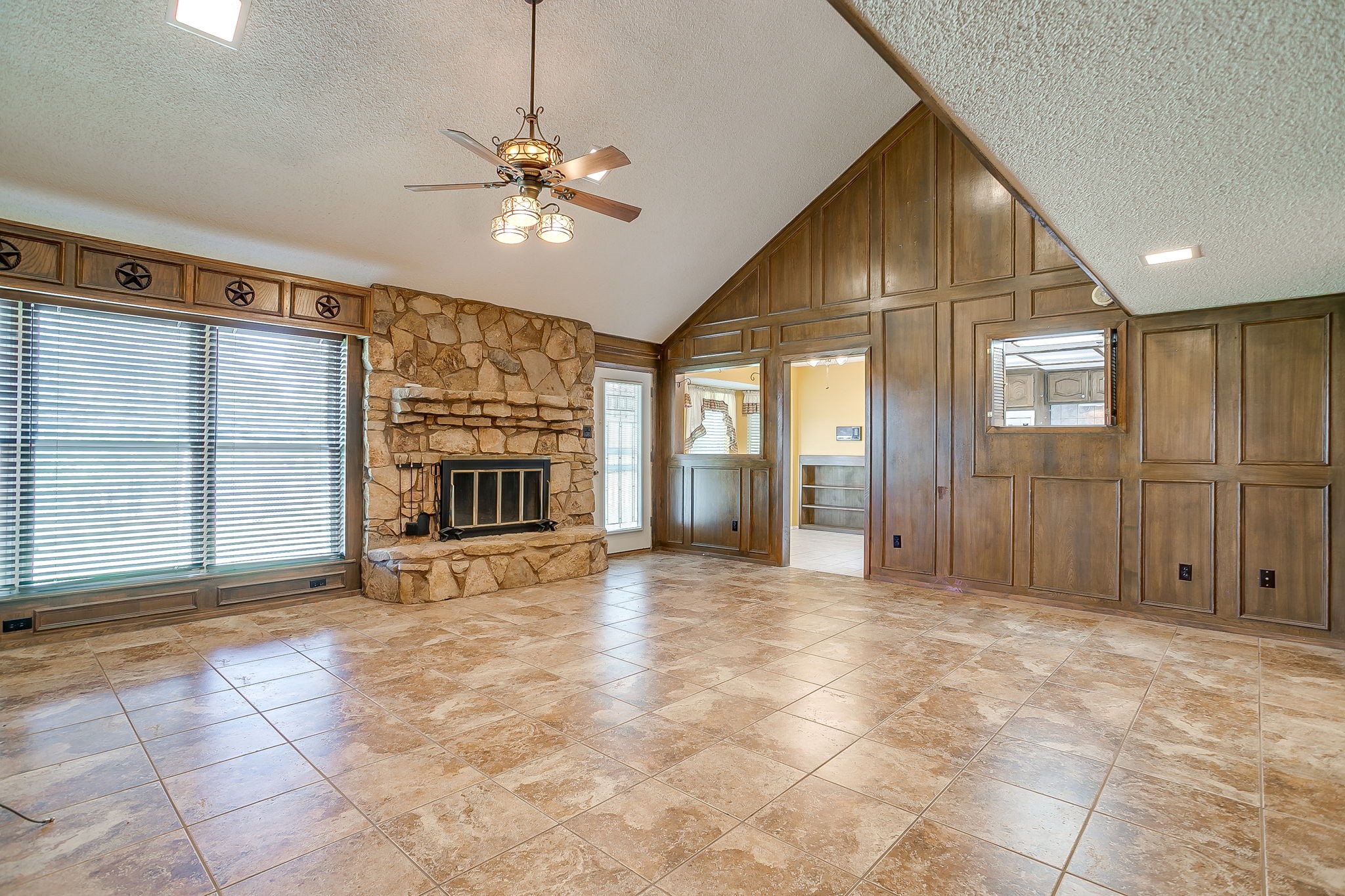 3840 Coronado Court Weatherford TX 76087