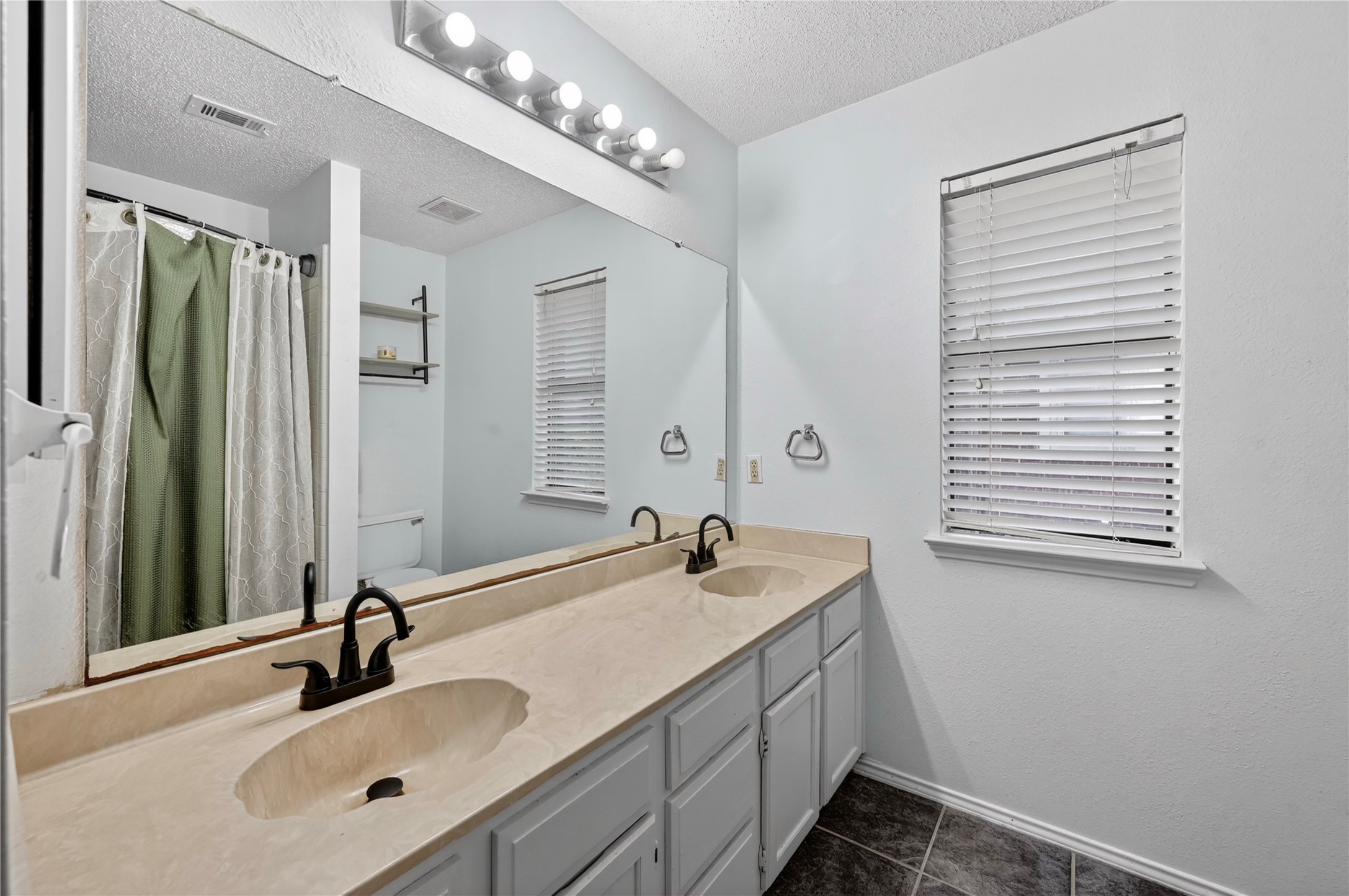 1701 Briargrove Drive Mesquite TX 75181
